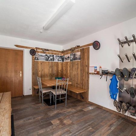 Ferienwohnung Haus Fliri Melago Екстер'єр фото