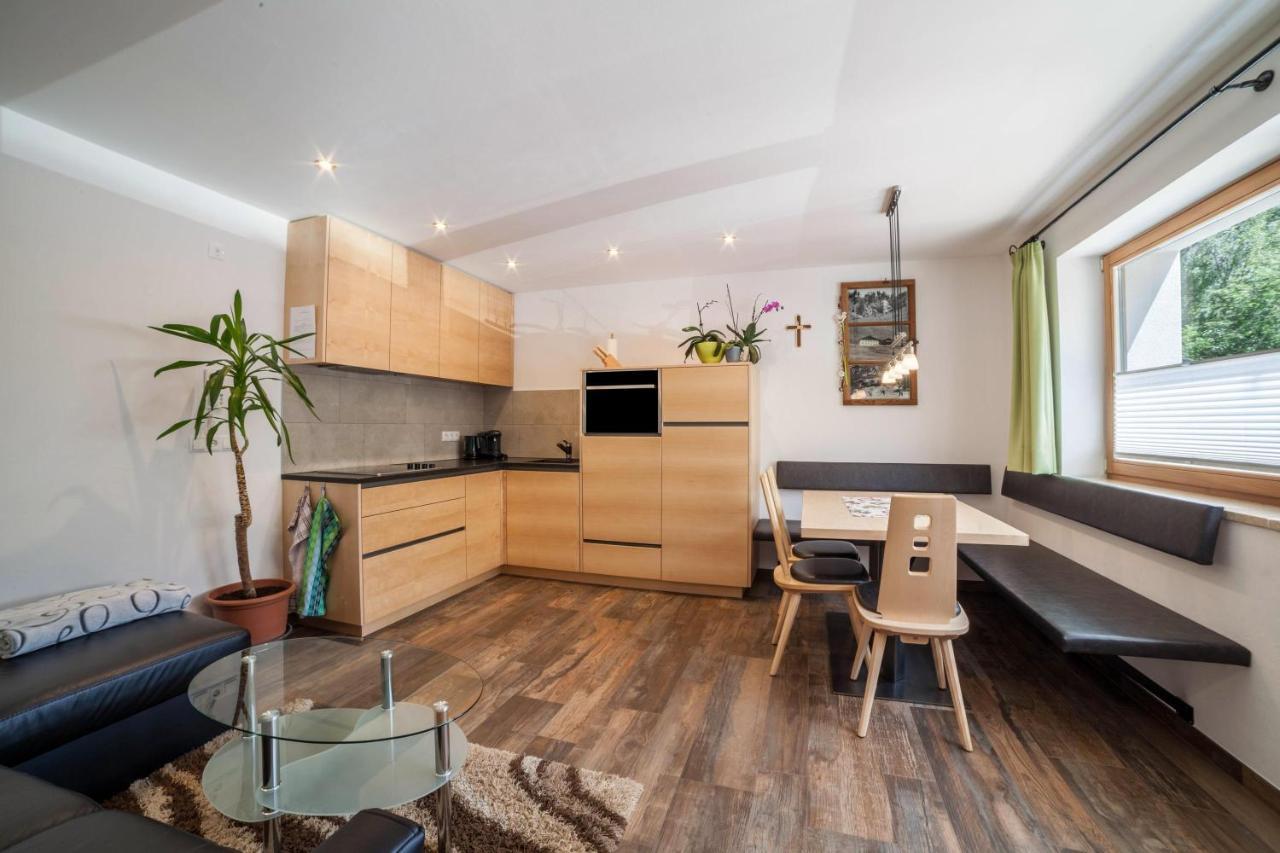 Ferienwohnung Haus Fliri Melago Екстер'єр фото