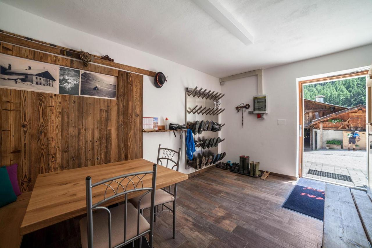Ferienwohnung Haus Fliri Melago Екстер'єр фото